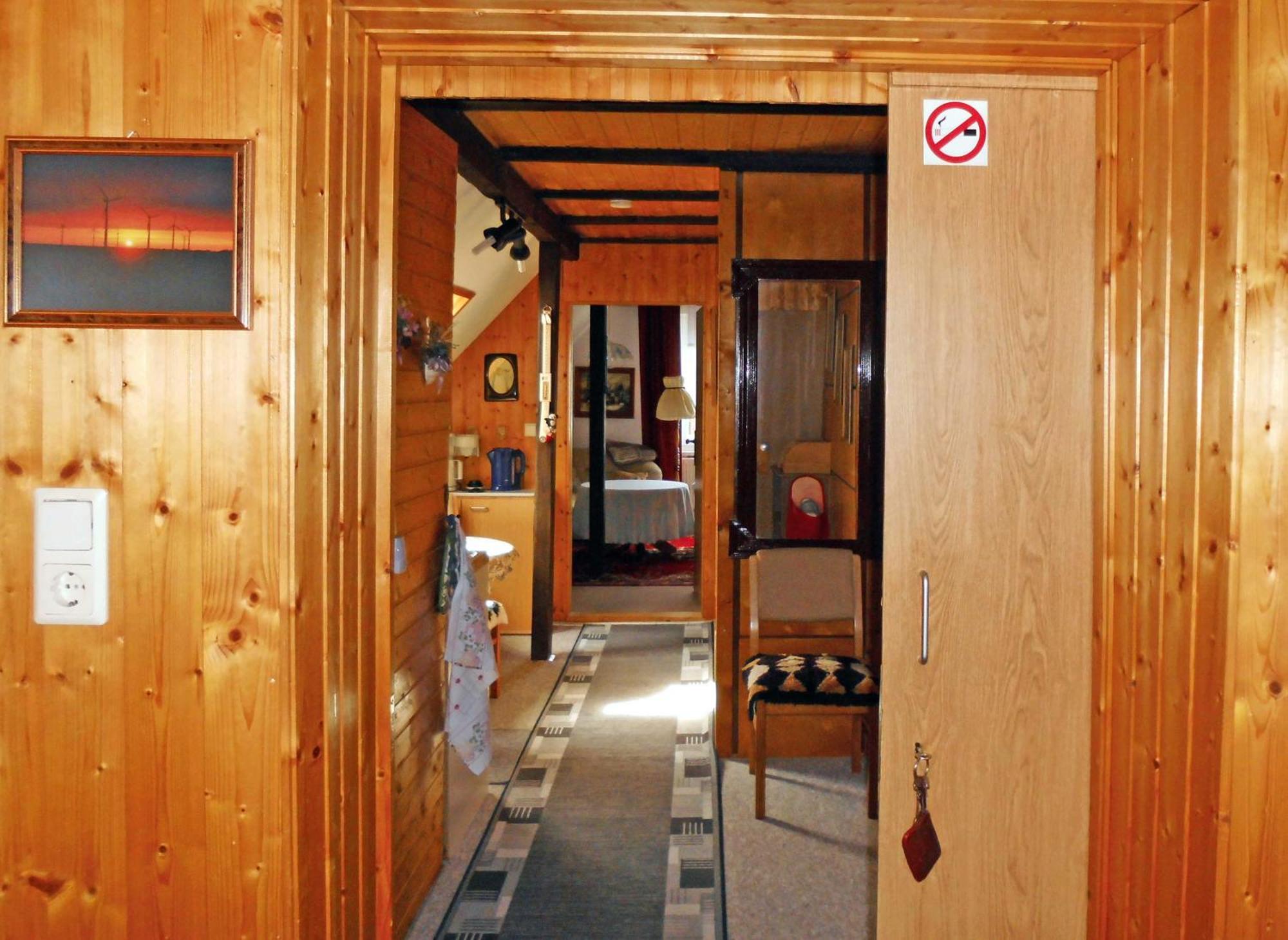 Bungalow Und Ferienwohnung Auf Ruegen Kluis Exterior foto