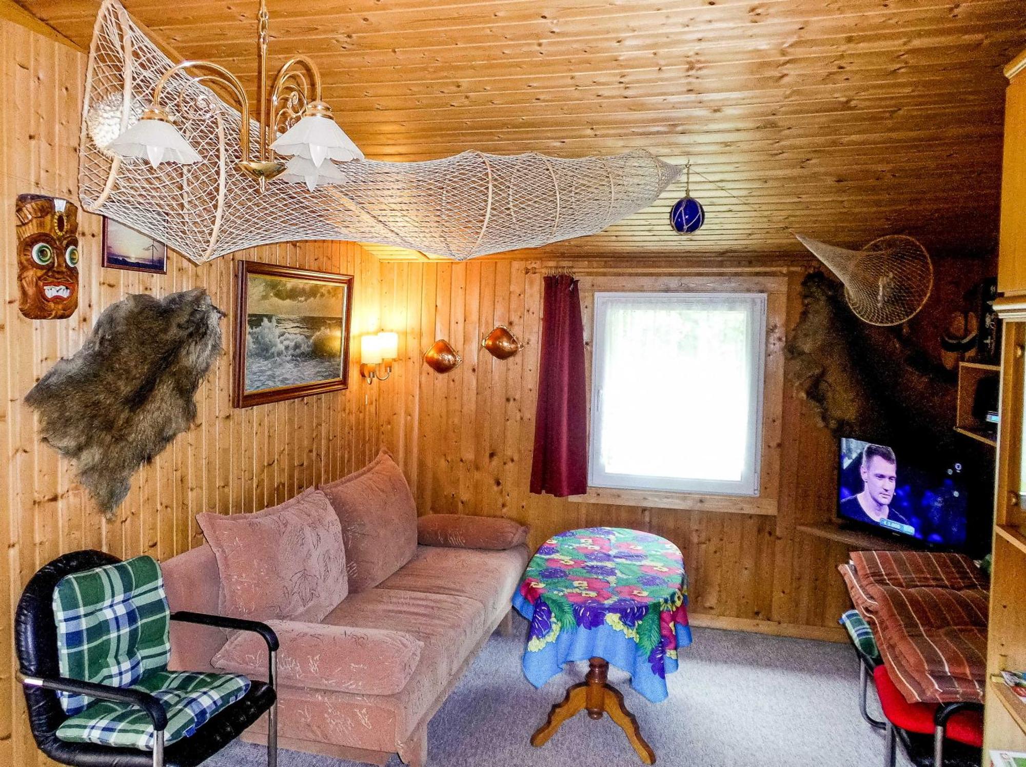 Bungalow Und Ferienwohnung Auf Ruegen Kluis Exterior foto